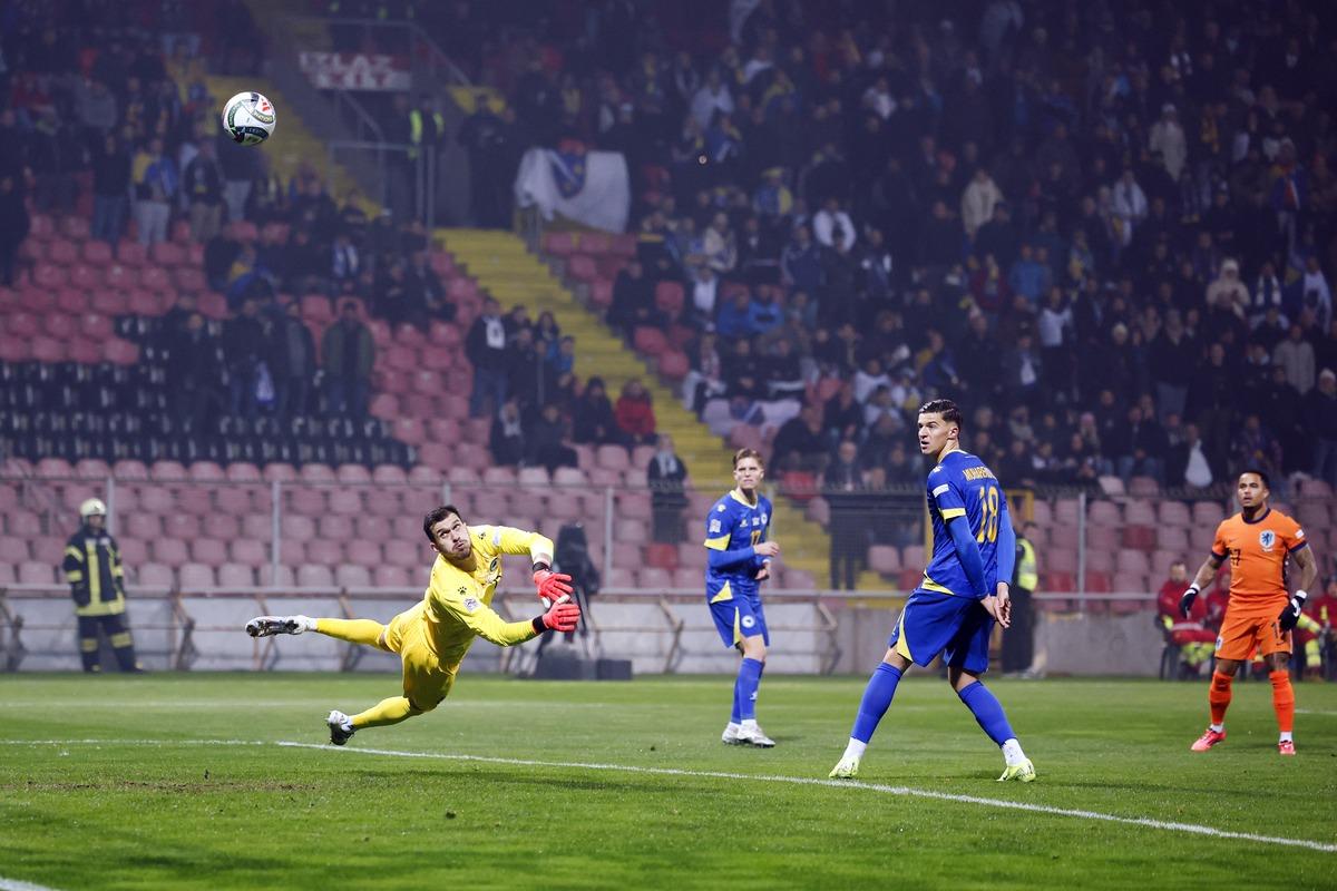 持对体育精 持对体育精