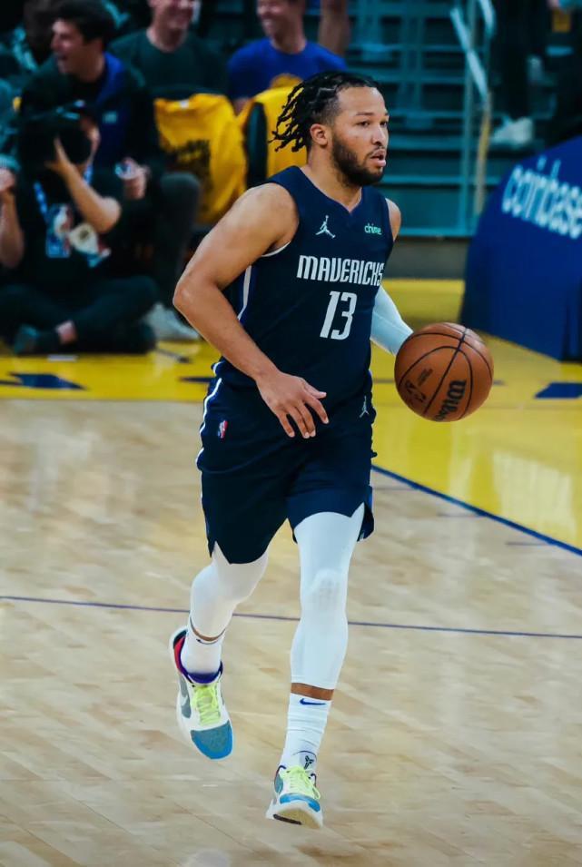 以盼的大巴 以盼的大巴