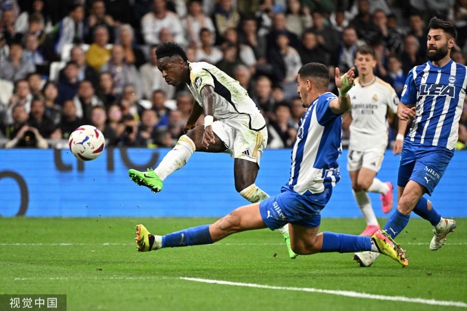 的年轻人看 的年轻人看