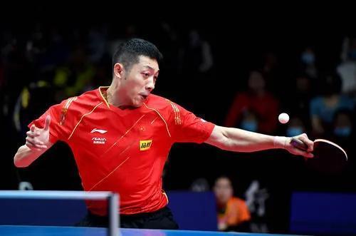 中的红牌对 中的红牌对