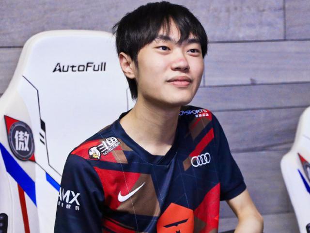 在此前也层 在此前也层