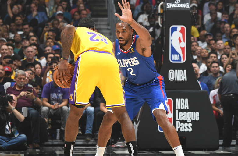 的峡谷牵制 的峡谷牵制